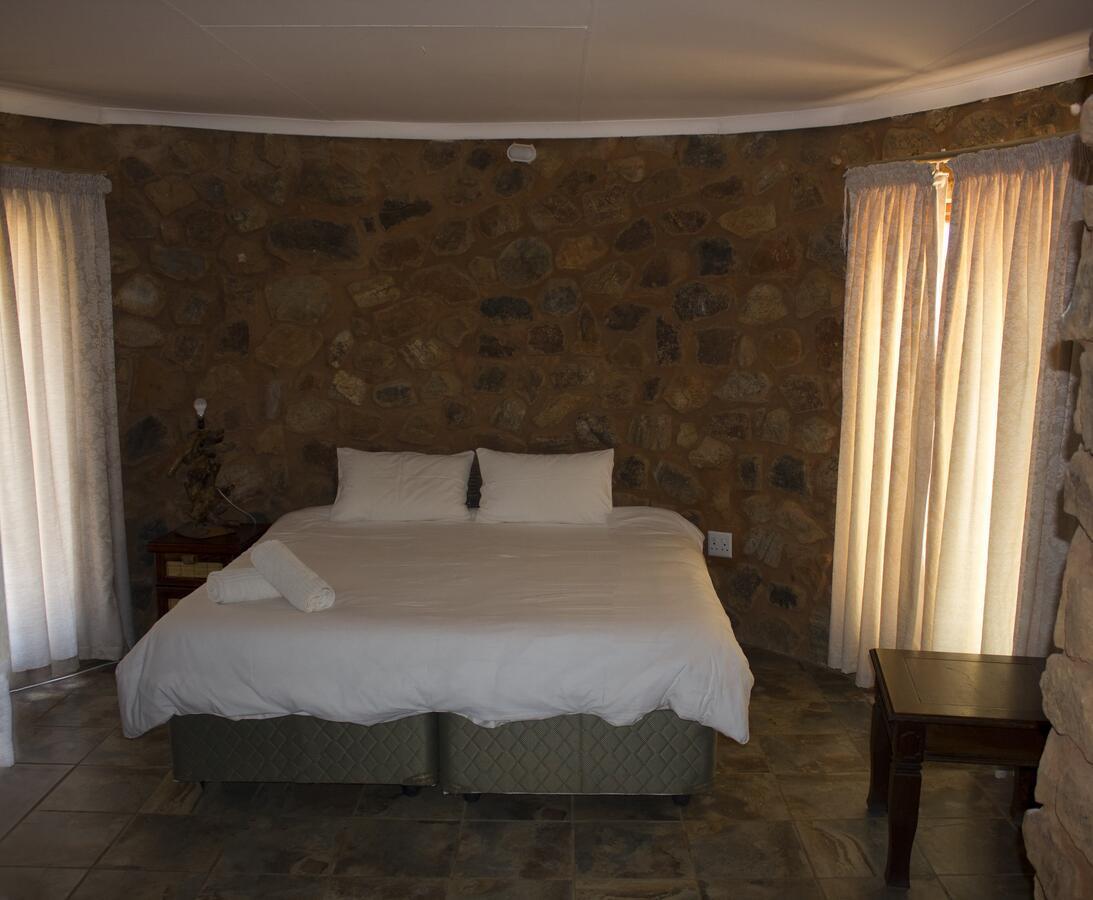Thabaledi Game Lodge Brits Exterior foto